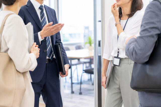 会議後の立ち話1